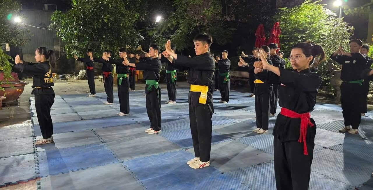 Buổi tập huấn của các Võ sư, Huấn luyện viên trong Ban chuyên môn Liên đoàn Võ Cổ Truyề… — hình 5