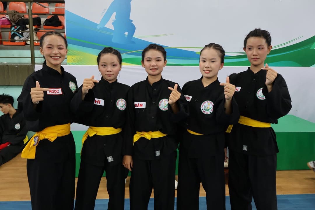 CHÚC MỪNG CÁC VÕ SINH PHẬT QUANG QUYỀN — hình 13
