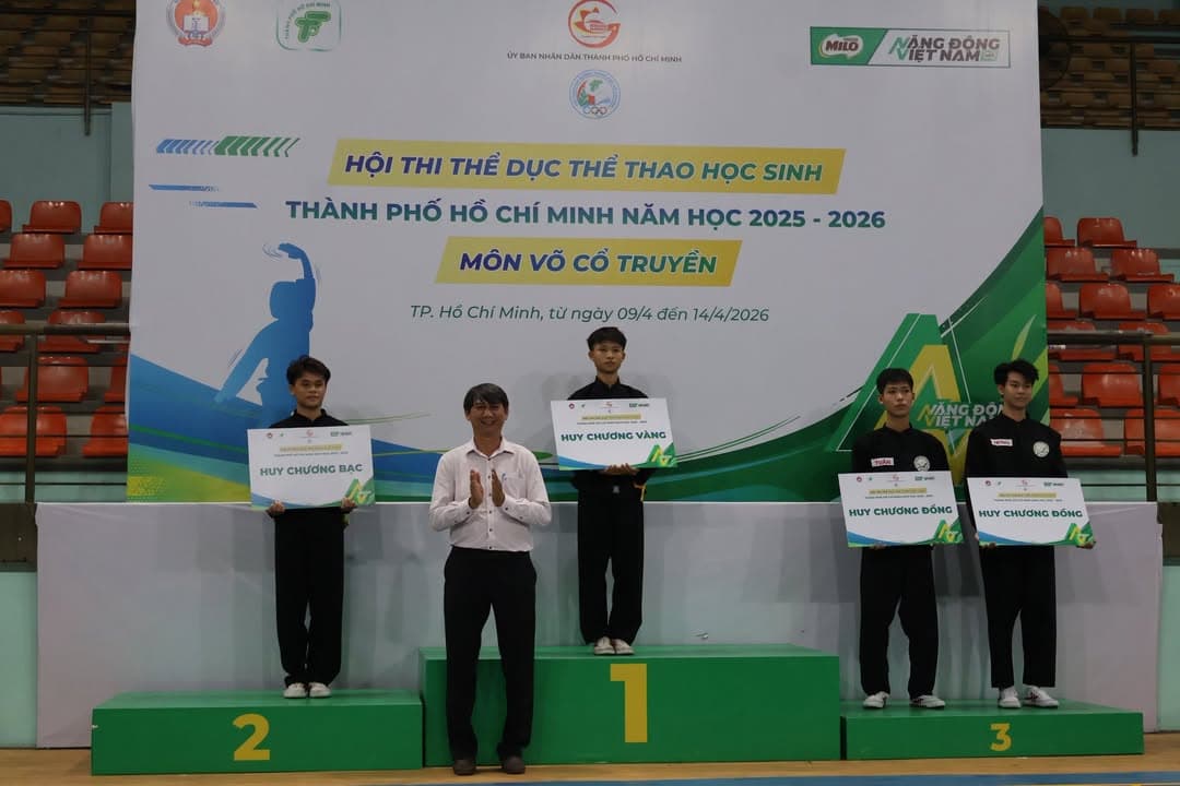 CHÚC MỪNG CÁC VÕ SINH PHẬT QUANG QUYỀN — hình 38