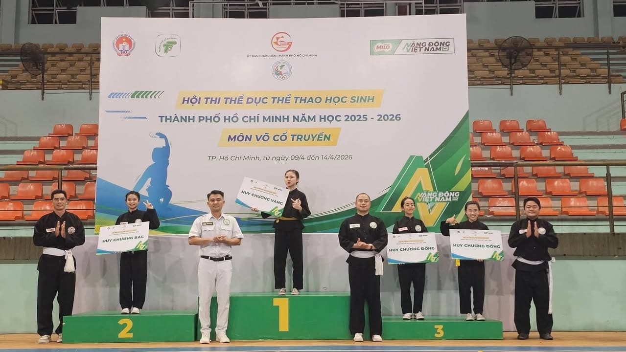 CHÚC MỪNG CÁC VÕ SINH PHẬT QUANG QUYỀN — hình 44