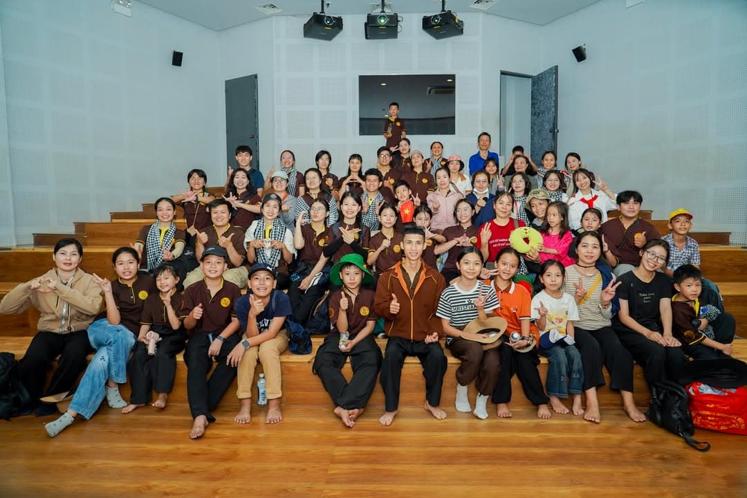 HÀNH TRÌNH VỀ NGUỒN: VIẾNG NGHĨA TRANG LIỆT SĨ VÀ THAM QUAN ĐỊA ĐẠO CỦ CHI (19/04/2026) — hình 49