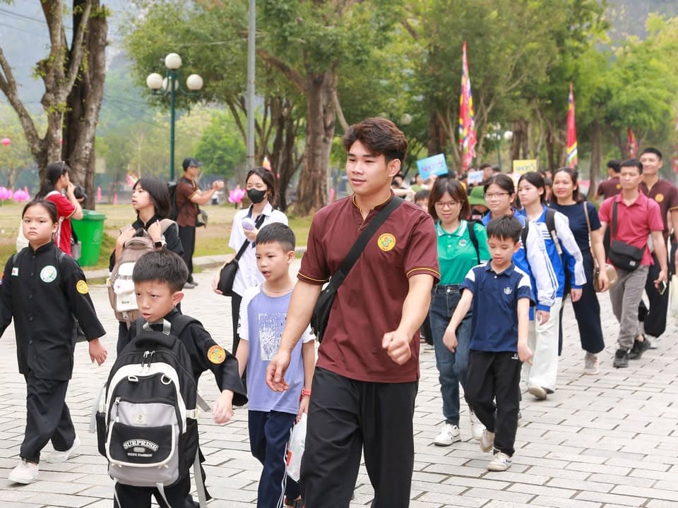 HÀNH TRÌNH VỀ NGUỒN: THEO DẤU TIỀN NHÂN – VIẾT TIẾP BẢN HÙNG CA ĐẠI CỒ VIỆT — hình 19