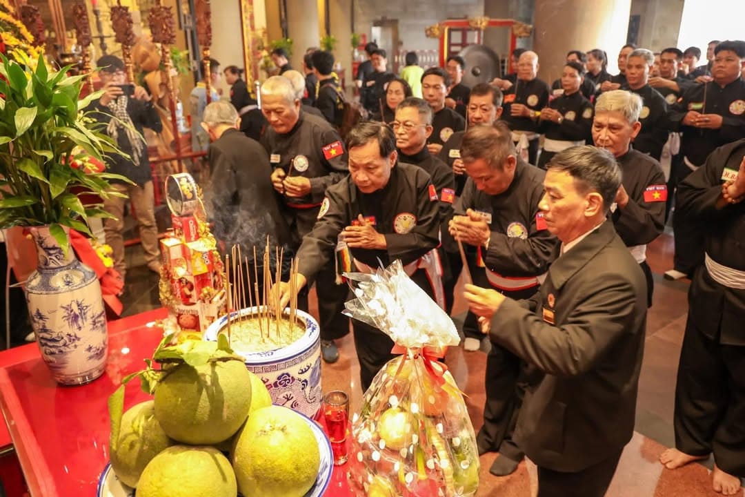 Trong 09 lần về Phú Thọ, Chủ tịch Hồ Chí Minh đã 02 lần về với Đền Hùng — hình 8