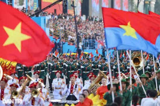 51 NĂM BẢN HÙNG CA THỐNG NHẤT – KHÁT VỌNG VƯƠN CAO TỪ LỊCH SỬ HÀO HÙNG — hình 17
