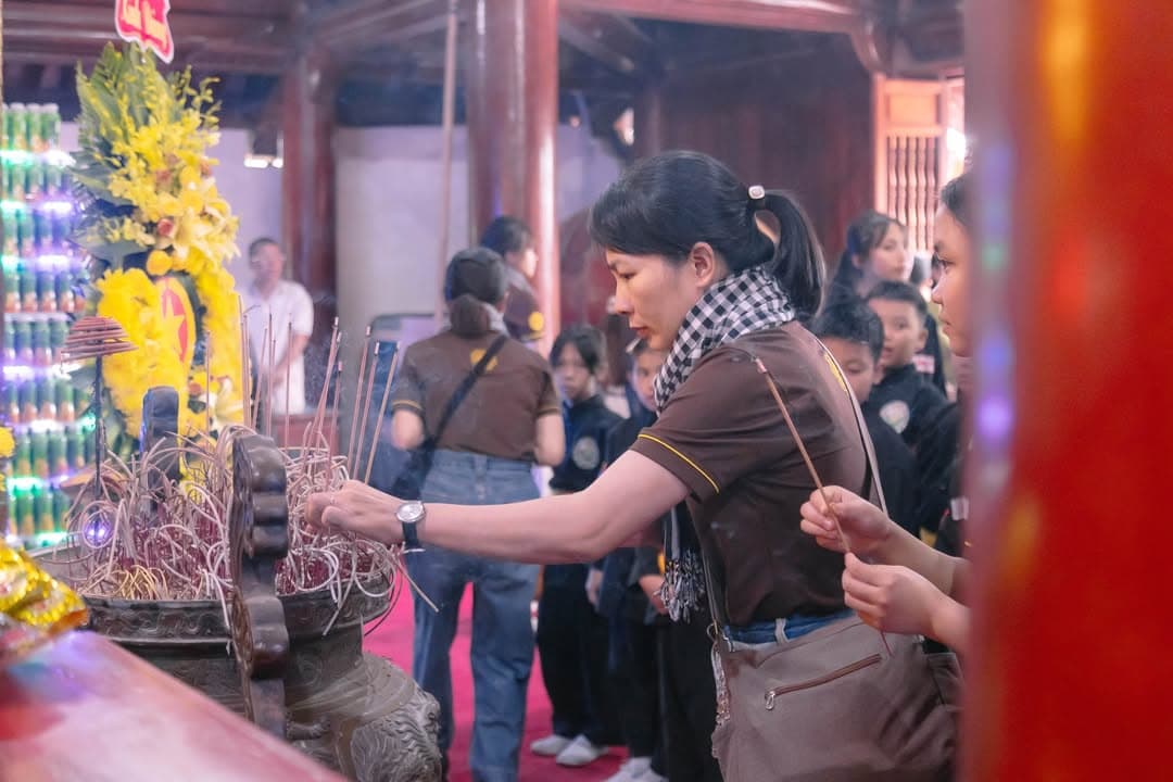 NHỚ VỀ CỘI NGUỒN – HÀNH TRÌNH CỦA LÒNG TRI ÂN — hình 42