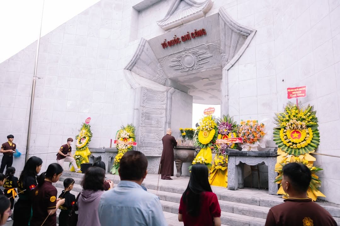 NHỚ VỀ CỘI NGUỒN – HÀNH TRÌNH CỦA LÒNG TRI ÂN — hình 47