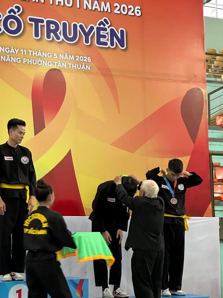 MÃN NHÃN NGÀY THI ĐẤU CHUNG KẾT NỘI DUNG QUYỀN THUẬT MÔN VÕ CỔ TRUYỀN TẠI ĐẠI HỘI TDTT TP — hình 32