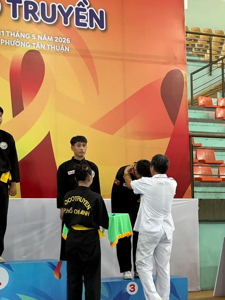 MÃN NHÃN NGÀY THI ĐẤU CHUNG KẾT NỘI DUNG QUYỀN THUẬT MÔN VÕ CỔ TRUYỀN TẠI ĐẠI HỘI TDTT TP — hình 43