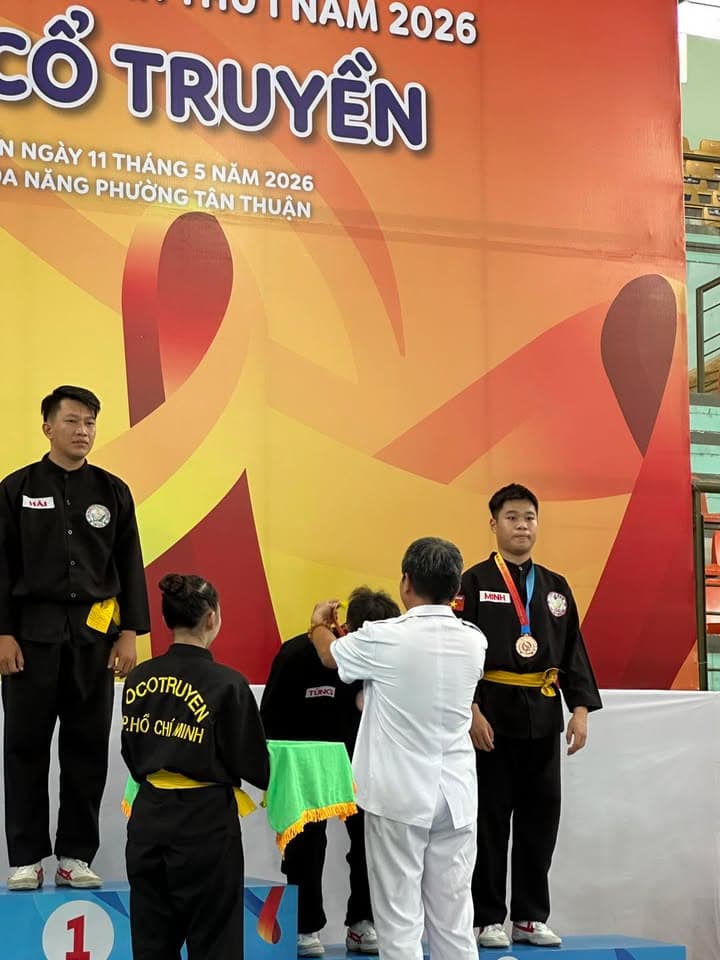 MÃN NHÃN NGÀY THI ĐẤU CHUNG KẾT NỘI DUNG QUYỀN THUẬT MÔN VÕ CỔ TRUYỀN TẠI ĐẠI HỘI TDTT TP — hình 45