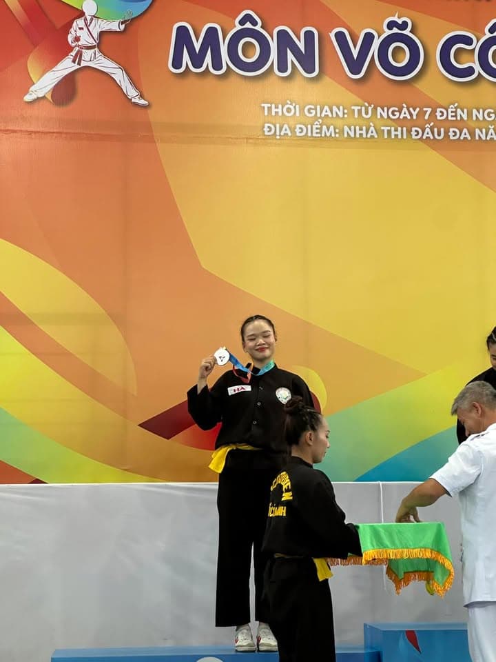 MÃN NHÃN NGÀY THI ĐẤU CHUNG KẾT NỘI DUNG QUYỀN THUẬT MÔN VÕ CỔ TRUYỀN TẠI ĐẠI HỘI TDTT TP — hình 52