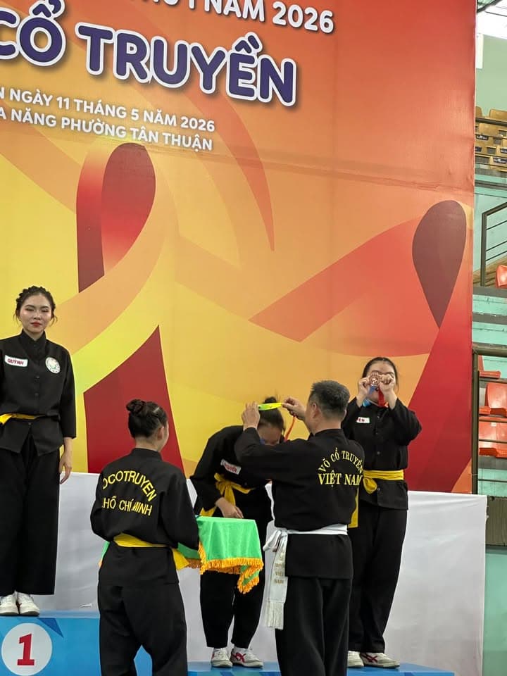 MÃN NHÃN NGÀY THI ĐẤU CHUNG KẾT NỘI DUNG QUYỀN THUẬT MÔN VÕ CỔ TRUYỀN TẠI ĐẠI HỘI TDTT TP — hình 62