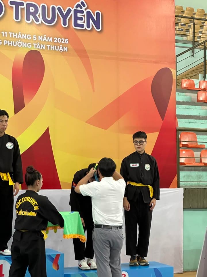 MÃN NHÃN NGÀY THI ĐẤU CHUNG KẾT NỘI DUNG QUYỀN THUẬT MÔN VÕ CỔ TRUYỀN TẠI ĐẠI HỘI TDTT TP — hình 79