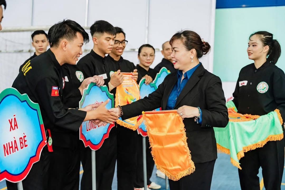 VÕ CỔ TRUYỀN VIỆT NAM – NGỌN LỬA DÂN TỘC ĐANG BÙNG CHÁY MẠNH MẼ TẠI THÀNH PHỐ HỒ CHÍ MINH — hình 92