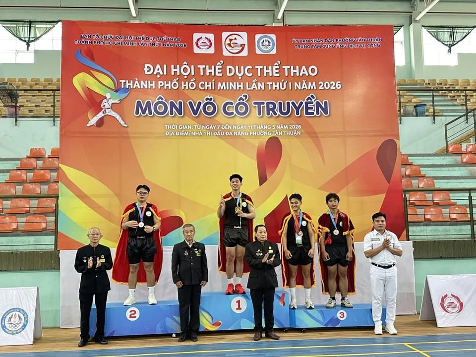 CHÚC MỪNG CÁC MÔN SINH VÀ VÕ SINH PHẬT QUANG QUYỀN — hình 4