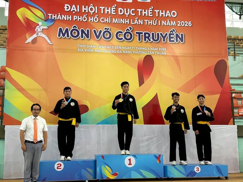 CHÚC MỪNG CÁC MÔN SINH VÀ VÕ SINH PHẬT QUANG QUYỀN — hình 5