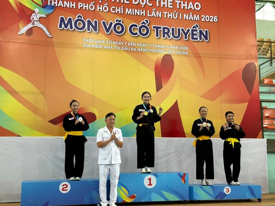 CHÚC MỪNG CÁC MÔN SINH VÀ VÕ SINH PHẬT QUANG QUYỀN — hình 7