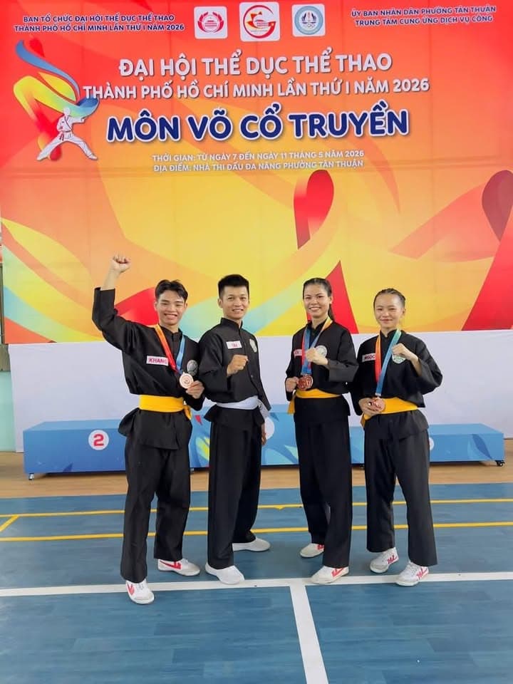 CHÚC MỪNG CÁC MÔN SINH VÀ VÕ SINH PHẬT QUANG QUYỀN — hình 14