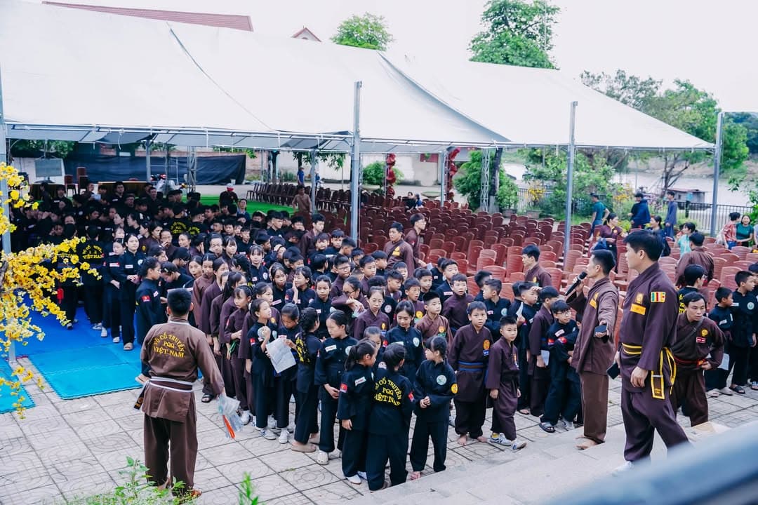 RỰC RỠ TINH THẦN VÕ ĐẠO GIỮA NGÀY HÈ: VÕ ĐƯỜNG THẮNG QUANG TỔ CHỨC KỲ THI THĂNG CẤP ĐAI… — hình 5
