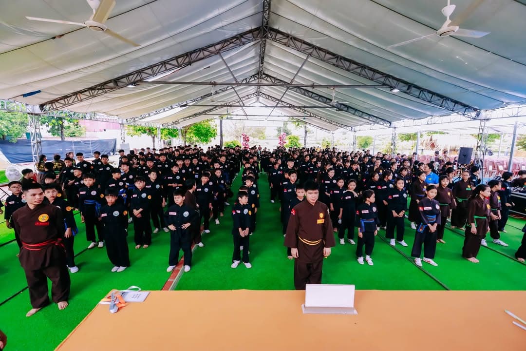 RỰC RỠ TINH THẦN VÕ ĐẠO GIỮA NGÀY HÈ: VÕ ĐƯỜNG THẮNG QUANG TỔ CHỨC KỲ THI THĂNG CẤP ĐAI… — hình 35