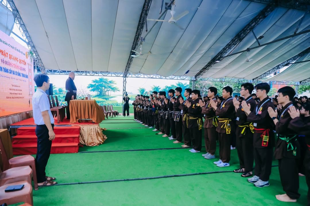 RỰC RỠ TINH THẦN VÕ ĐẠO GIỮA NGÀY HÈ: VÕ ĐƯỜNG THẮNG QUANG TỔ CHỨC KỲ THI THĂNG CẤP ĐAI… — hình 38