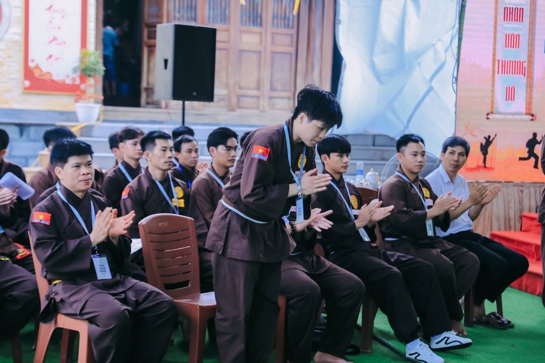 RỰC RỠ TINH THẦN VÕ ĐẠO GIỮA NGÀY HÈ: VÕ ĐƯỜNG THẮNG QUANG TỔ CHỨC KỲ THI THĂNG CẤP ĐAI… — hình 46