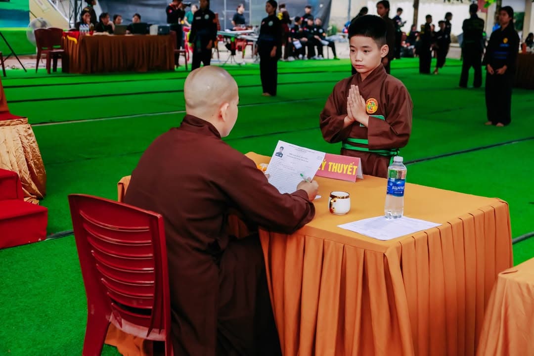 RỰC RỠ TINH THẦN VÕ ĐẠO GIỮA NGÀY HÈ: VÕ ĐƯỜNG THẮNG QUANG TỔ CHỨC KỲ THI THĂNG CẤP ĐAI… — hình 65