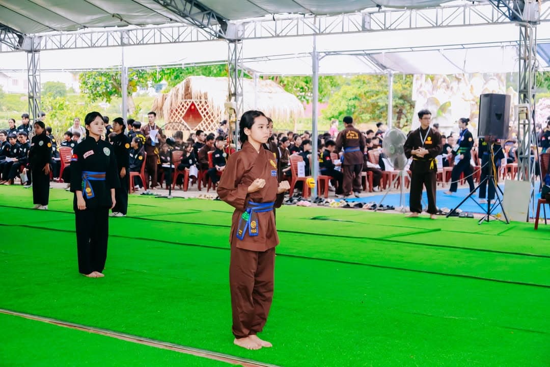 RỰC RỠ TINH THẦN VÕ ĐẠO GIỮA NGÀY HÈ: VÕ ĐƯỜNG THẮNG QUANG TỔ CHỨC KỲ THI THĂNG CẤP ĐAI… — hình 67