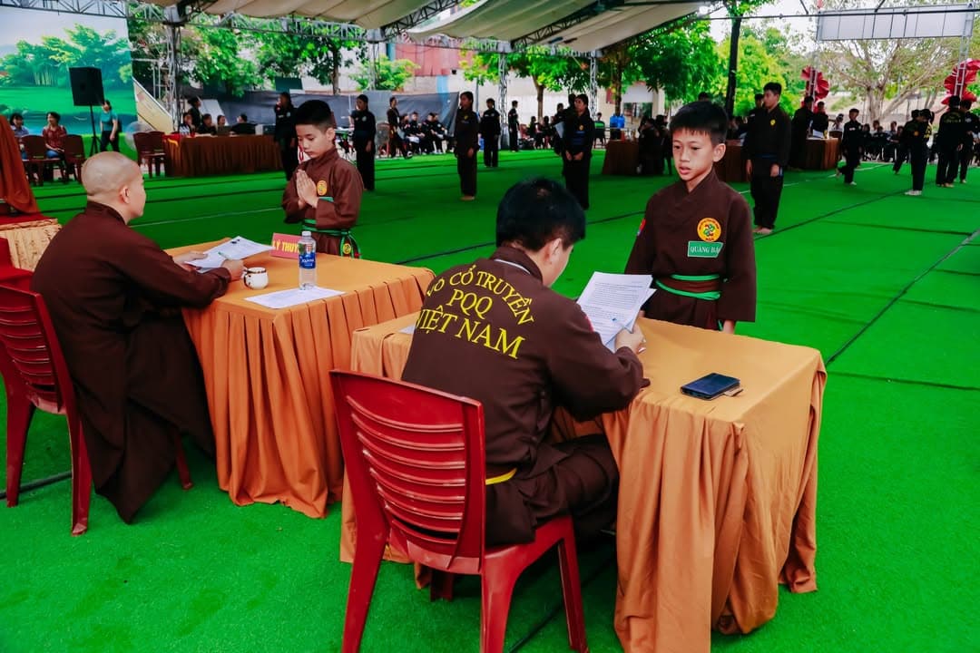 RỰC RỠ TINH THẦN VÕ ĐẠO GIỮA NGÀY HÈ: VÕ ĐƯỜNG THẮNG QUANG TỔ CHỨC KỲ THI THĂNG CẤP ĐAI… — hình 69