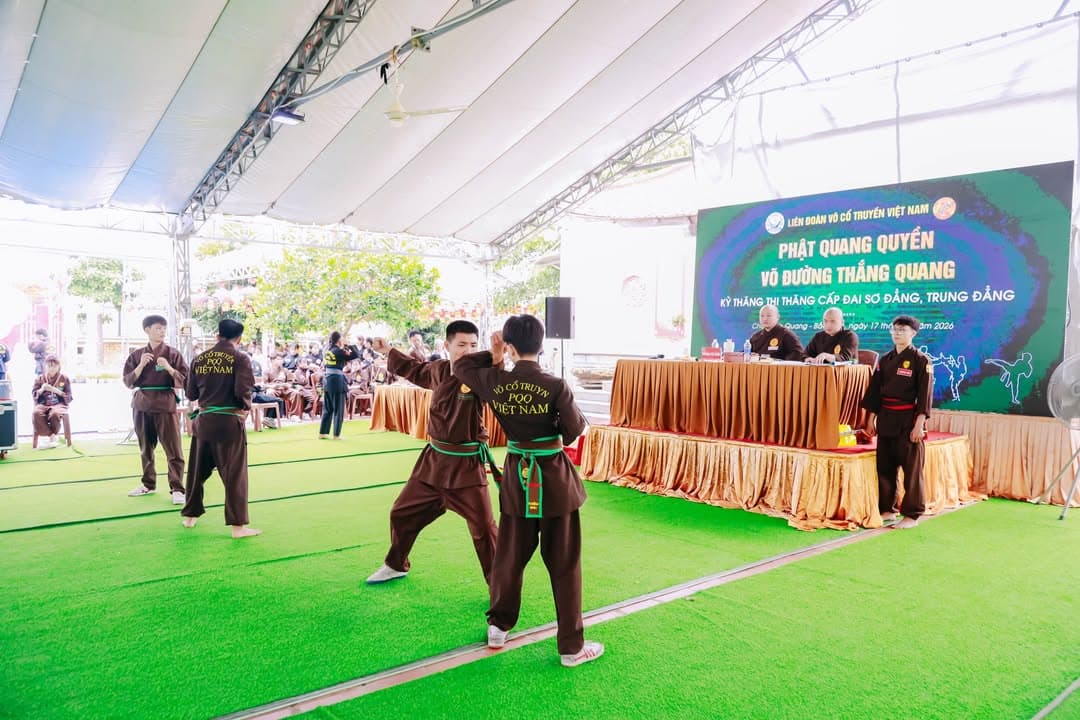 RỰC RỠ TINH THẦN VÕ ĐẠO GIỮA NGÀY HÈ: VÕ ĐƯỜNG THẮNG QUANG TỔ CHỨC KỲ THI THĂNG CẤP ĐAI… — hình 81