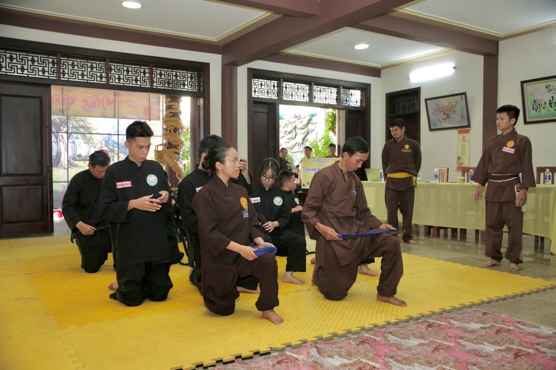 Có những hành trình không được đo bằng thời gian, mà được ghi lại bằng sự nỗ lực và tin… — hình 41