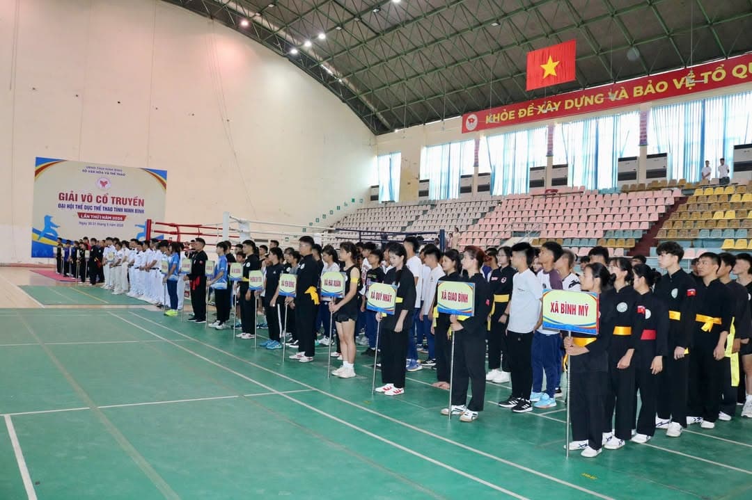 TINH THẦN THƯỢNG VÕ TỎA SÁNG: KHAI MẠC GIẢI VÕ CỔ TRUYỀN ĐẠI HỘI TDTT TỈNH NINH BÌNH LẦ…