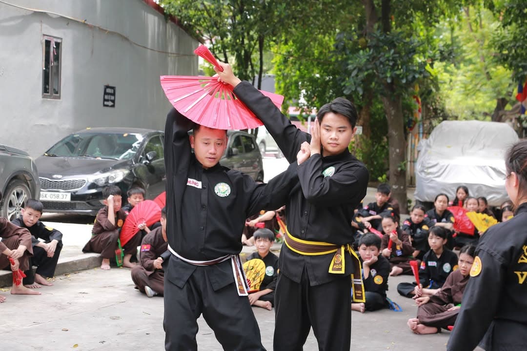 THÉP ĐÃ TÔI TRONG LỬA ĐỎ GIỮA NGÀY NẮNG HÈ - BUỔI TẬP HUẤN THÁNG 6 CỦA VÕ ĐƯỜNG THẮNG Q… — hình 4
