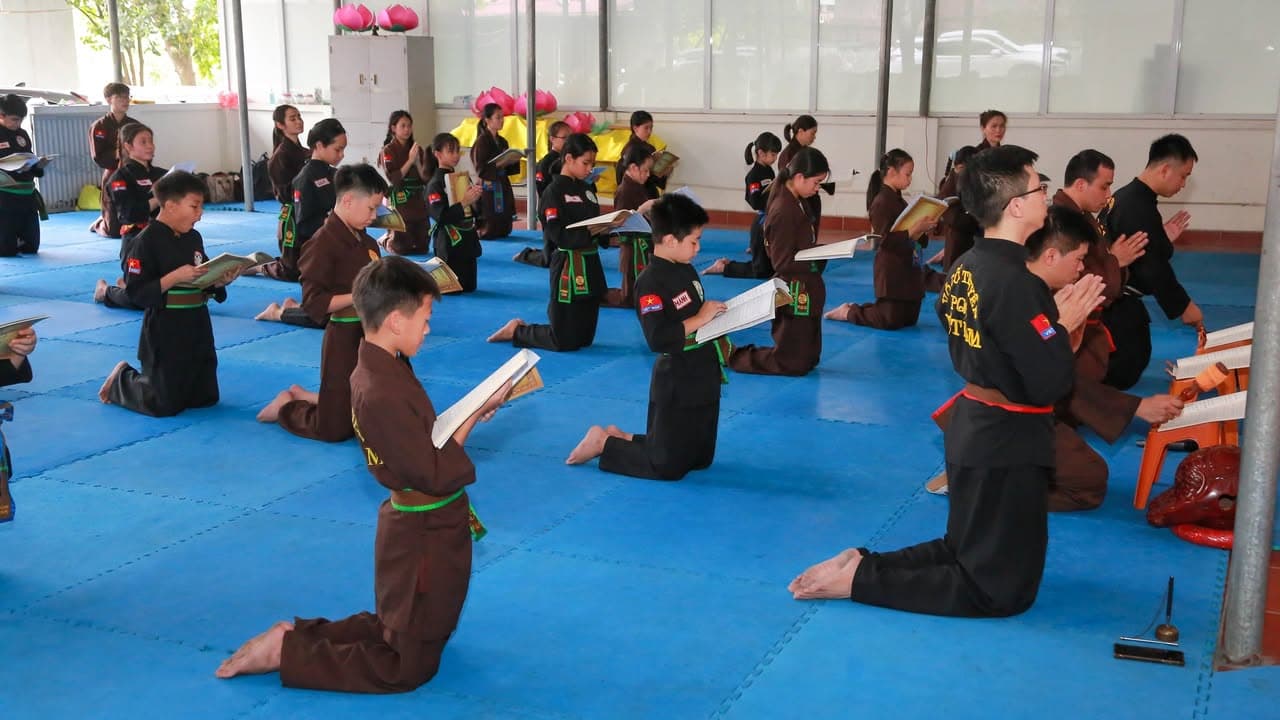 THÉP ĐÃ TÔI TRONG LỬA ĐỎ GIỮA NGÀY NẮNG HÈ - BUỔI TẬP HUẤN THÁNG 6 CỦA VÕ ĐƯỜNG THẮNG Q… — hình 12