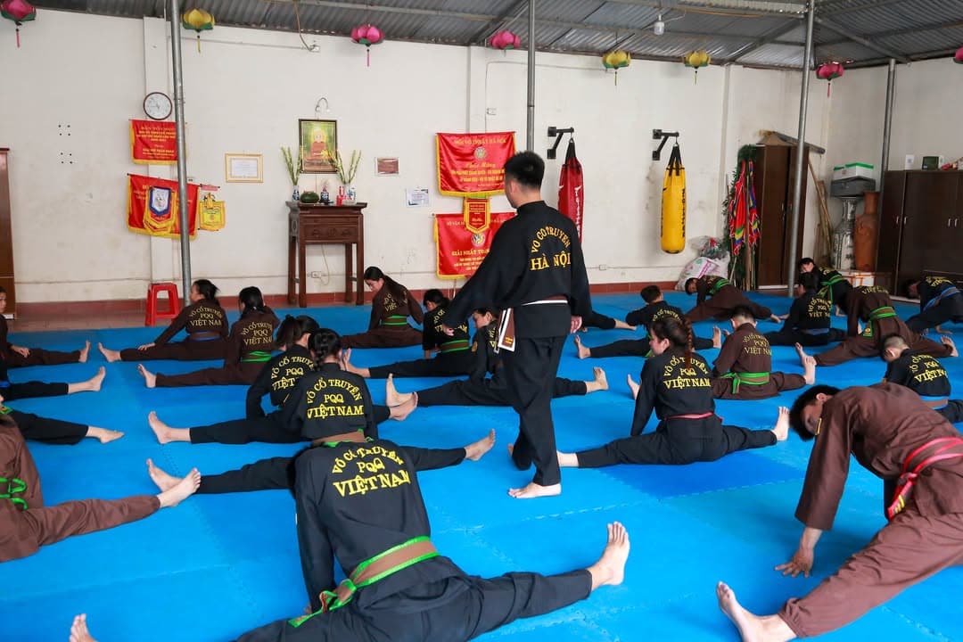 THÉP ĐÃ TÔI TRONG LỬA ĐỎ GIỮA NGÀY NẮNG HÈ - BUỔI TẬP HUẤN THÁNG 6 CỦA VÕ ĐƯỜNG THẮNG Q… — hình 21