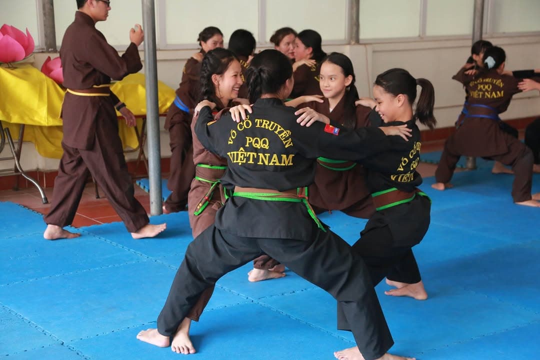 THÉP ĐÃ TÔI TRONG LỬA ĐỎ GIỮA NGÀY NẮNG HÈ - BUỔI TẬP HUẤN THÁNG 6 CỦA VÕ ĐƯỜNG THẮNG Q… — hình 28
