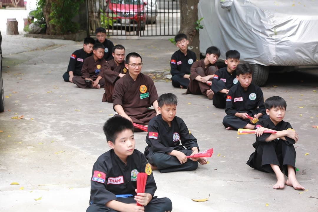 THÉP ĐÃ TÔI TRONG LỬA ĐỎ GIỮA NGÀY NẮNG HÈ - BUỔI TẬP HUẤN THÁNG 6 CỦA VÕ ĐƯỜNG THẮNG Q… — hình 47