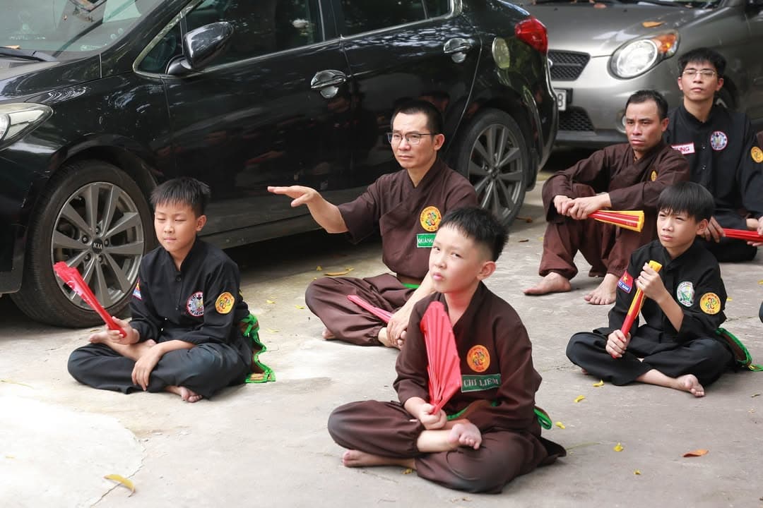 THÉP ĐÃ TÔI TRONG LỬA ĐỎ GIỮA NGÀY NẮNG HÈ - BUỔI TẬP HUẤN THÁNG 6 CỦA VÕ ĐƯỜNG THẮNG Q… — hình 55