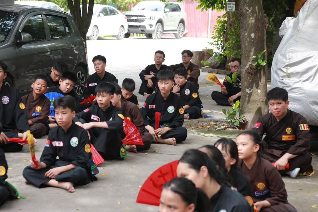THÉP ĐÃ TÔI TRONG LỬA ĐỎ GIỮA NGÀY NẮNG HÈ - BUỔI TẬP HUẤN THÁNG 6 CỦA VÕ ĐƯỜNG THẮNG Q… — hình 63