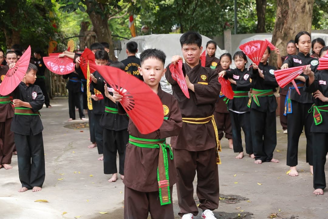 THÉP ĐÃ TÔI TRONG LỬA ĐỎ GIỮA NGÀY NẮNG HÈ - BUỔI TẬP HUẤN THÁNG 6 CỦA VÕ ĐƯỜNG THẮNG Q… — hình 64