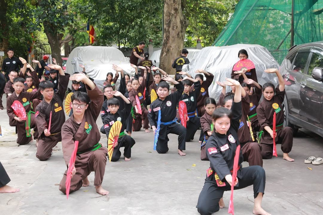THÉP ĐÃ TÔI TRONG LỬA ĐỎ GIỮA NGÀY NẮNG HÈ - BUỔI TẬP HUẤN THÁNG 6 CỦA VÕ ĐƯỜNG THẮNG Q… — hình 71