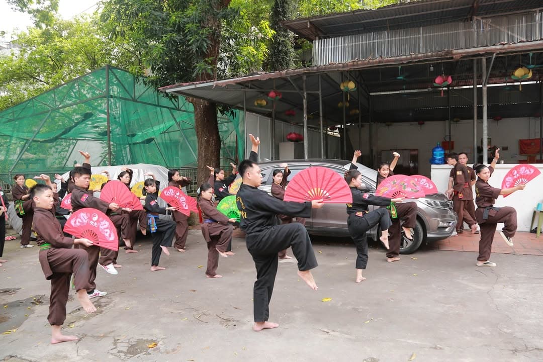 THÉP ĐÃ TÔI TRONG LỬA ĐỎ GIỮA NGÀY NẮNG HÈ - BUỔI TẬP HUẤN THÁNG 6 CỦA VÕ ĐƯỜNG THẮNG Q… — hình 79