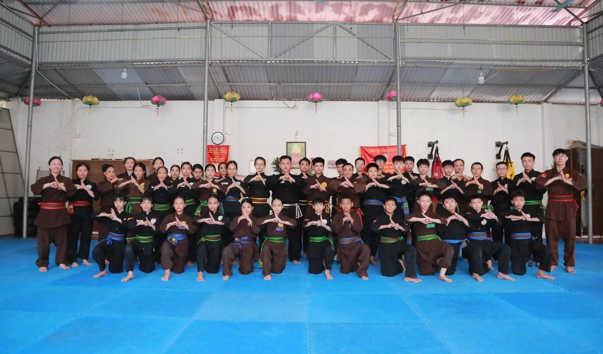 THÉP ĐÃ TÔI TRONG LỬA ĐỎ GIỮA NGÀY NẮNG HÈ - BUỔI TẬP HUẤN THÁNG 6 CỦA VÕ ĐƯỜNG THẮNG Q… — hình 86