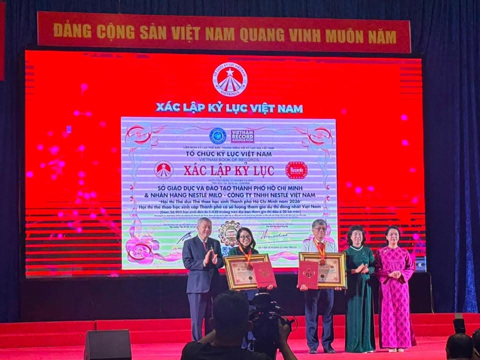 ĐOÀN THỂ THAO HỌC SINH THÀNH PHỐ HỒ CHÍ MINH SẴN SÀNG XUẤT QUÂN VỚI QUYẾT TÂM CHIẾN THẮNG! — hình 13