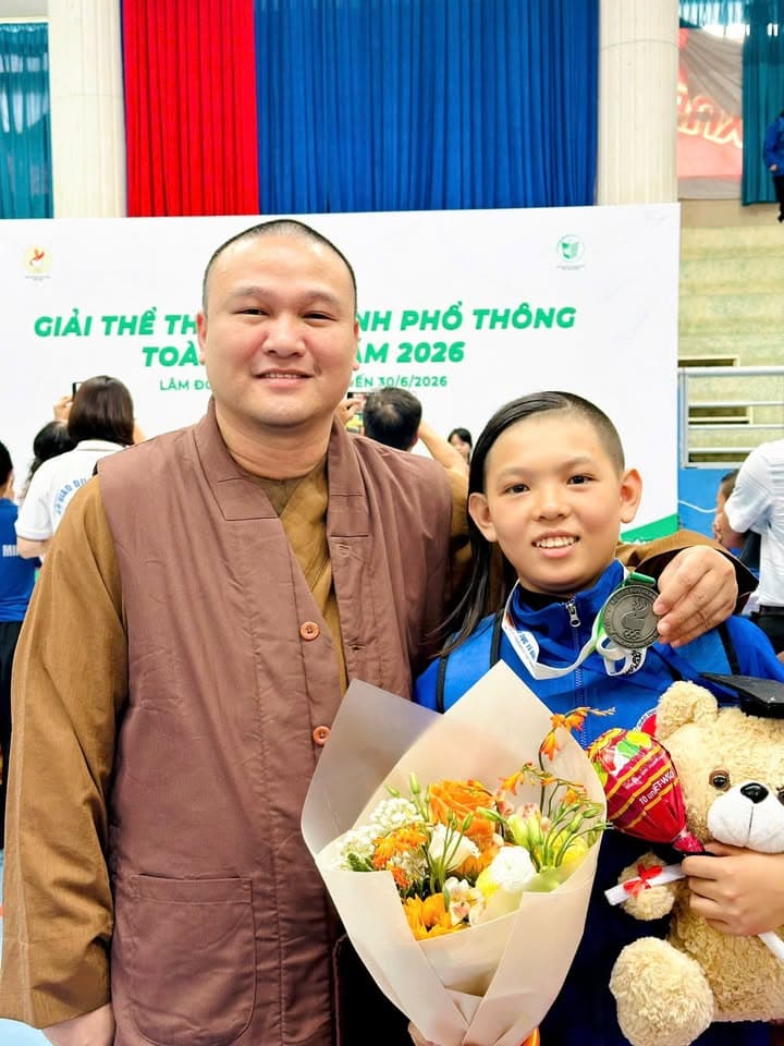CHÚC MỪNG THÀNH TÍCH CỦA CÁC VÕ SINH PHẬT QUANG QUYỀN TẠI GIẢI THỂ THAO HỌC SINH PHỔ TH… — hình 9