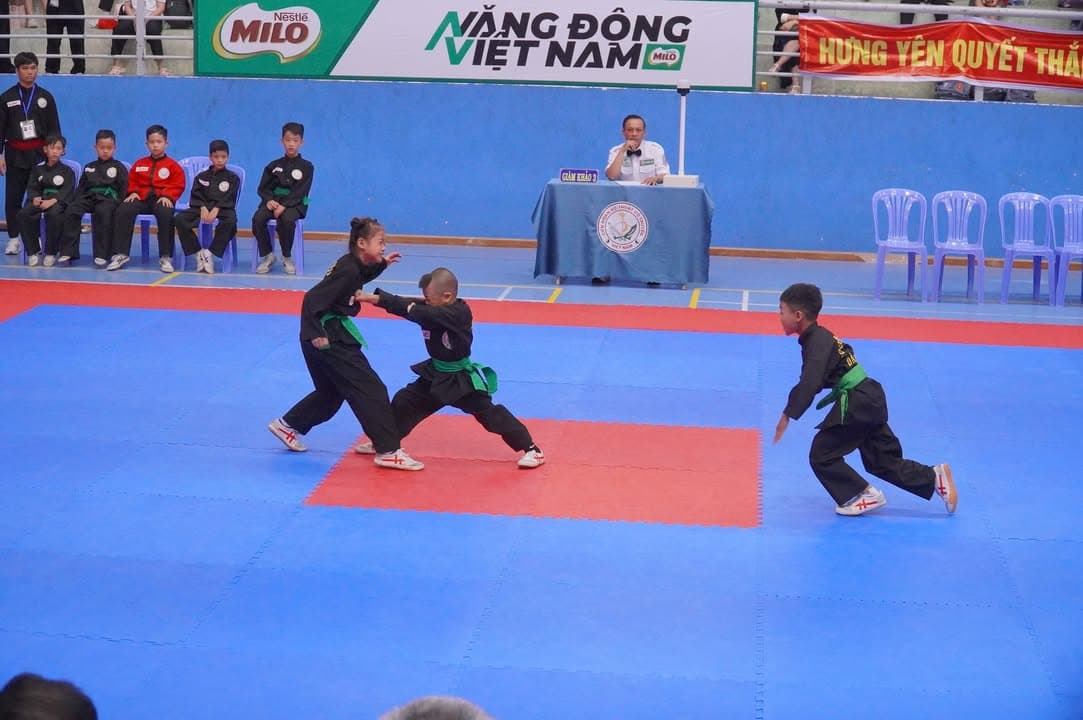 HÌNH ẢNH VÒNG CHUNG KẾT NỘI DUNG QUYỀN THUẬT - GIẢI THỂ THAO HỌC SINH PHỔ THÔNG TOÀN QU… — hình 36