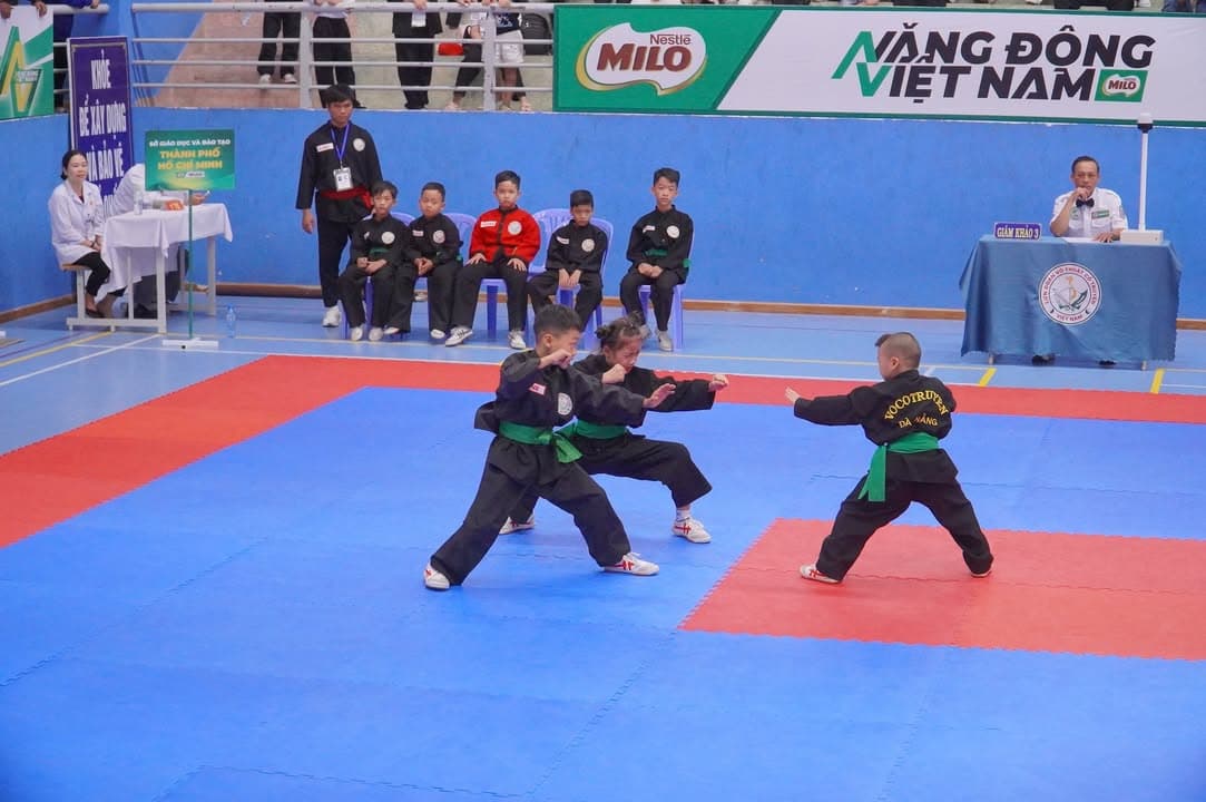 HÌNH ẢNH VÒNG CHUNG KẾT NỘI DUNG QUYỀN THUẬT - GIẢI THỂ THAO HỌC SINH PHỔ THÔNG TOÀN QU… — hình 46