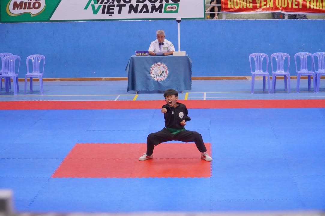 HÌNH ẢNH VÒNG CHUNG KẾT NỘI DUNG QUYỀN THUẬT - GIẢI THỂ THAO HỌC SINH PHỔ THÔNG TOÀN QU… — hình 51