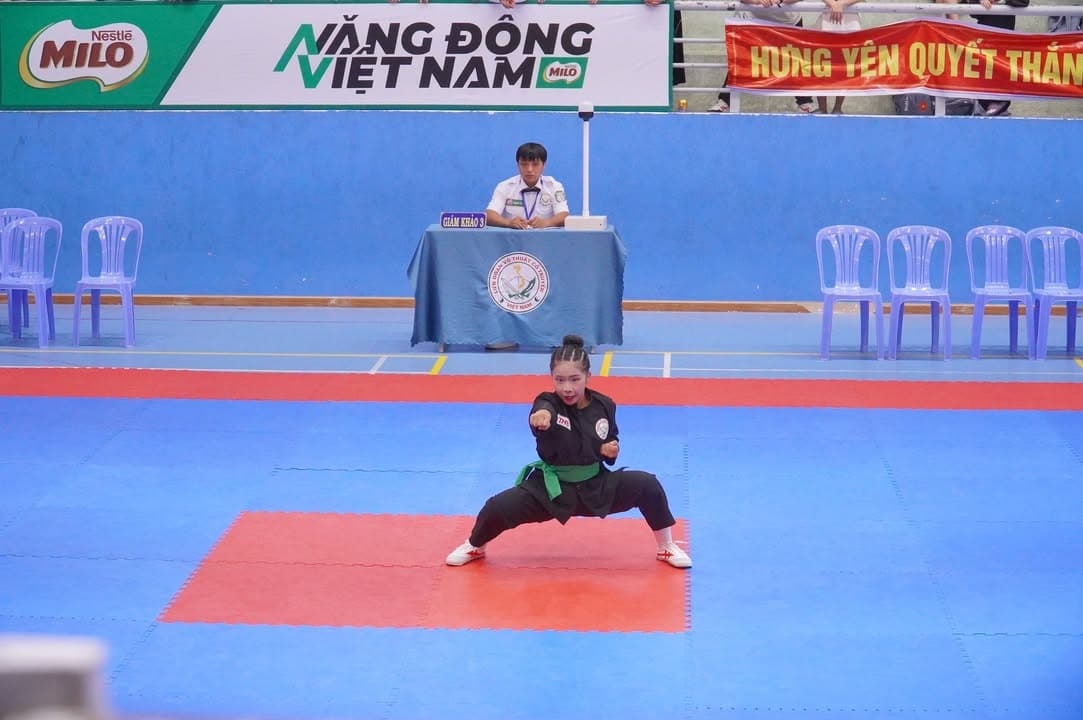 HÌNH ẢNH VÒNG CHUNG KẾT NỘI DUNG QUYỀN THUẬT - GIẢI THỂ THAO HỌC SINH PHỔ THÔNG TOÀN QU… — hình 65
