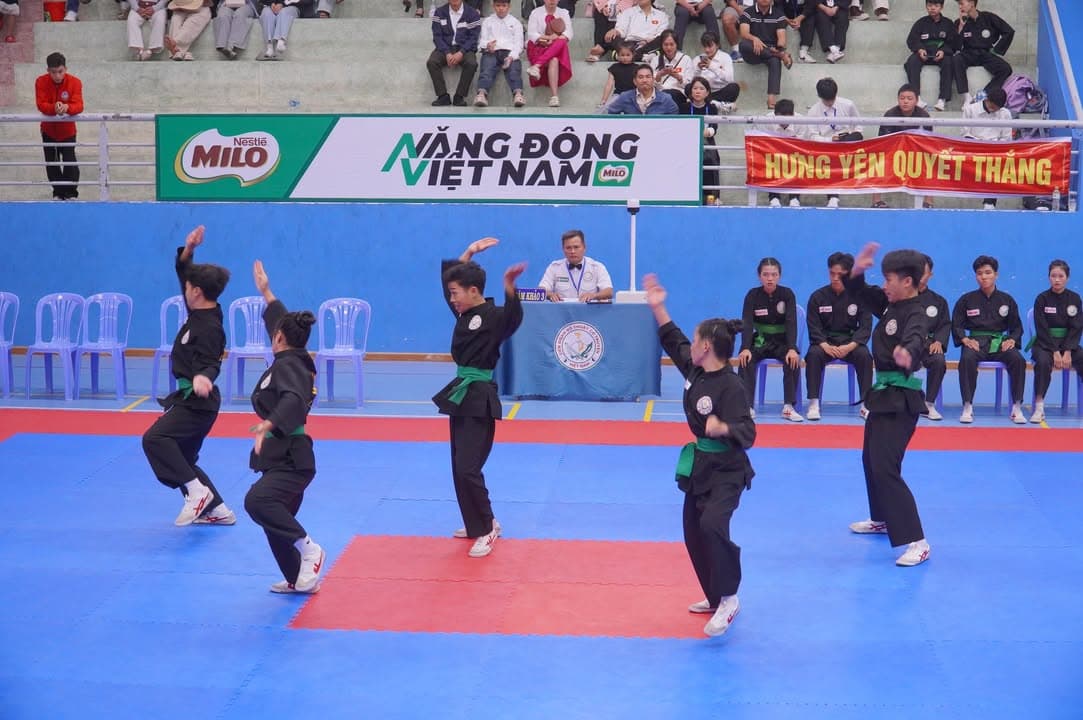 HÌNH ẢNH VÒNG CHUNG KẾT NỘI DUNG QUYỀN THUẬT - GIẢI THỂ THAO HỌC SINH PHỔ THÔNG TOÀN QU… — hình 22