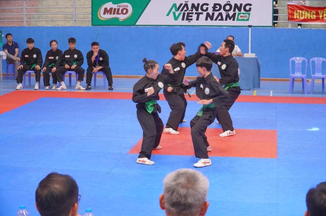HÌNH ẢNH VÒNG CHUNG KẾT NỘI DUNG QUYỀN THUẬT - GIẢI THỂ THAO HỌC SINH PHỔ THÔNG TOÀN QU… — hình 28
